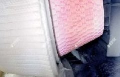 J9集团耐磨陶瓷复合衬板在生料立磨磨辊轴；ふ稚系某晒